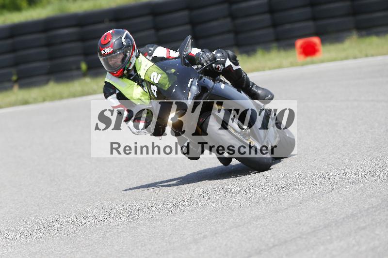 /27 12.06.2025 Ducati Schweiz Trackday Warmup  ADR/gelb-jeaune/42